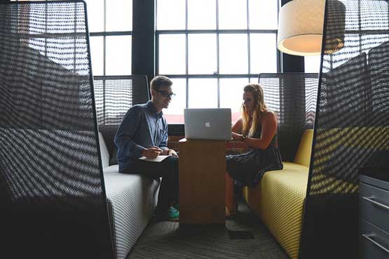 24小时轰炸对方的电话软件